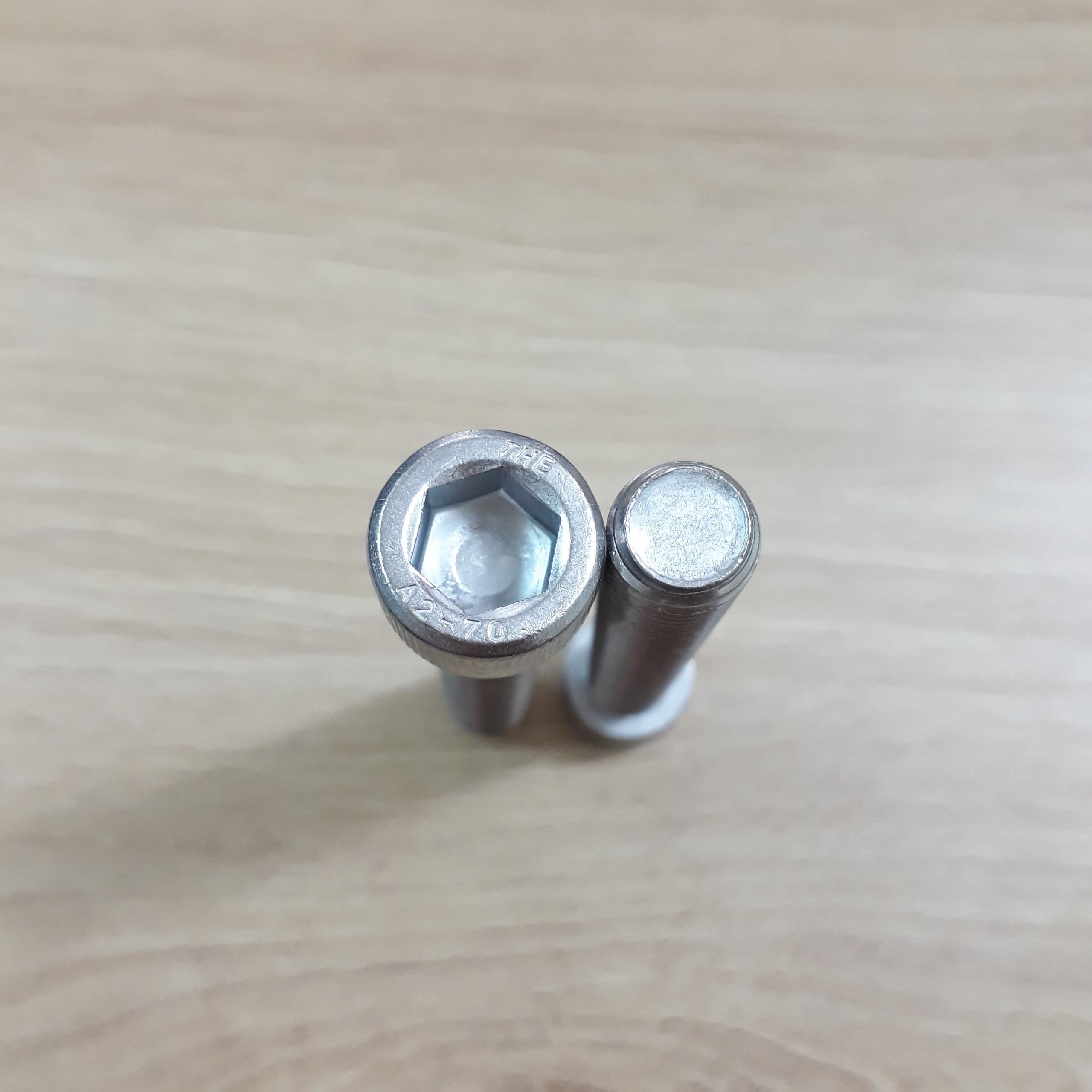 Bulon lục giác inox 304 M12x80