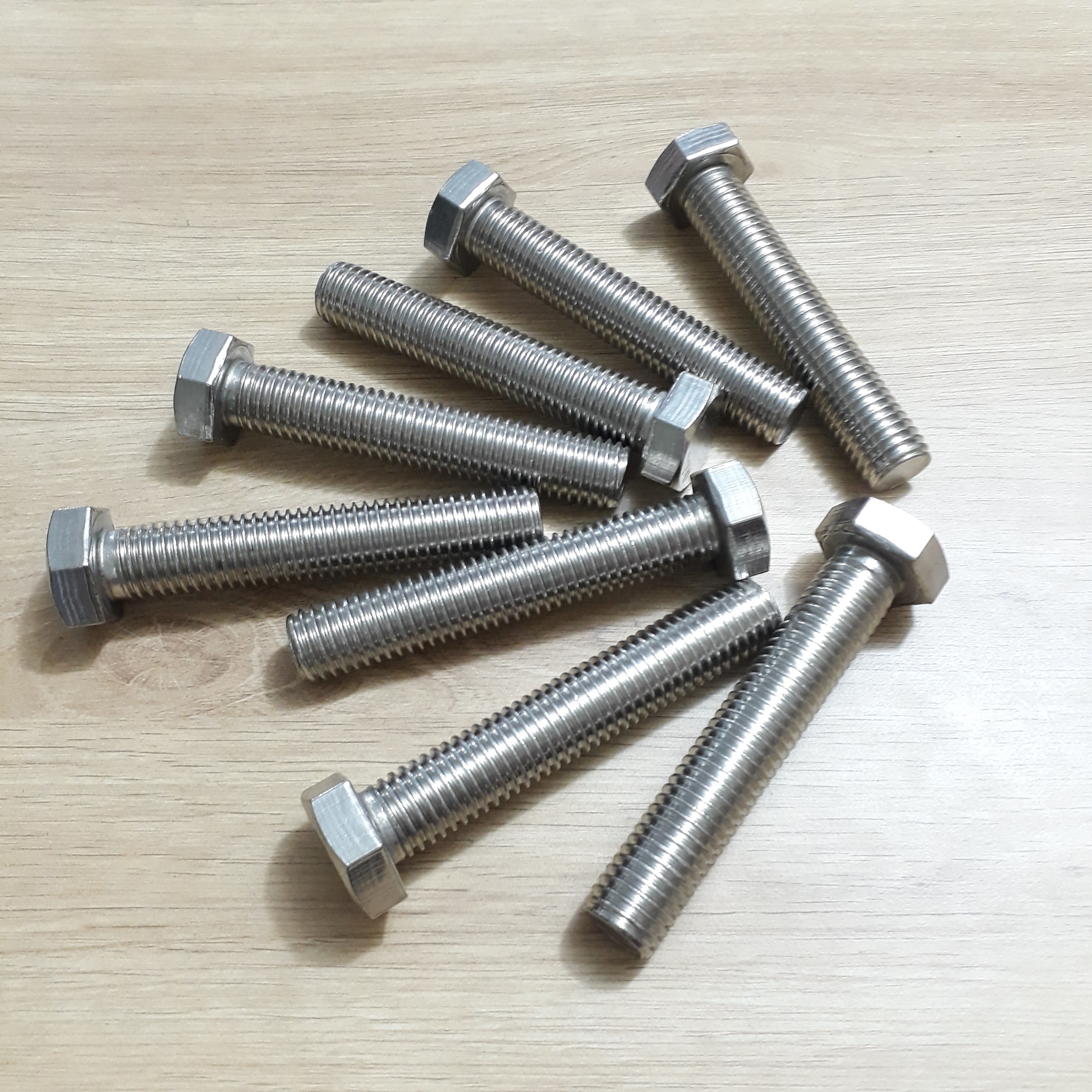 Bulong inox 201 M18x100