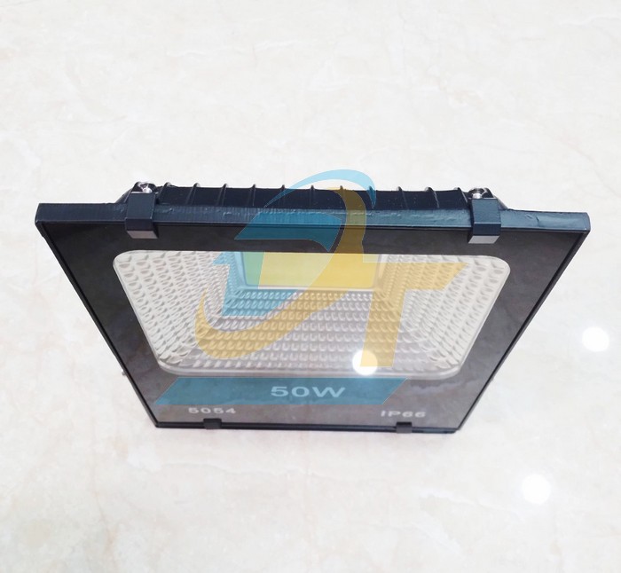 Đèn Led pha 50W 6500K  VietNam | Giá rẻ nhất - Công Ty TNHH Thương Mại Dịch Vụ Đạt Tâm