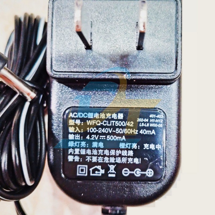 Đèn pin siêu sáng Wasing WFL-403  WASING | Giá rẻ nhất - Công Ty TNHH Thương Mại Dịch Vụ Đạt Tâm